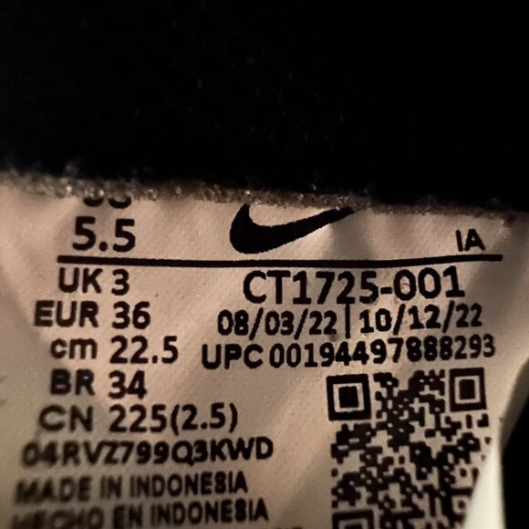 Nike Court Royale 2 Women's size 5.5 Black White Leather Shoes CT1725-001 - Picture 9 of 9